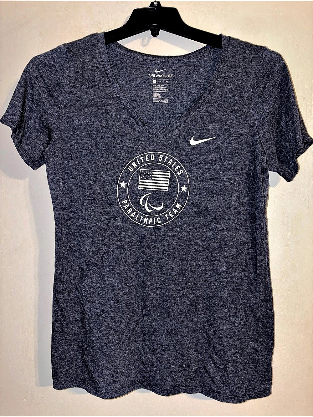 Nike The Nike Tee Short Sleeve Graphic Tee XL Gray